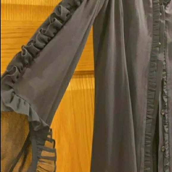 Alice÷Olivia Claude V-Neck Cold Shoulder - Picture 4 of 8